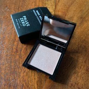 Phase Zero Shimmer Eyeshadow in Nude Newbie